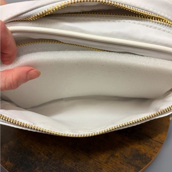 Ahdorned White Nylon Shoulder Bag Gold Chain Strap - Picture 9 of 12